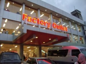 Pakaian Khas Factory Outlet